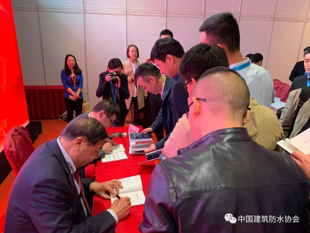 寰俊鍥剧墖_20191216092558.jpg