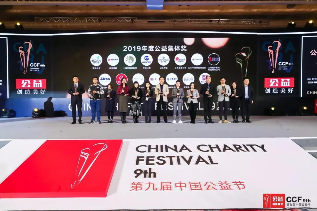 万1.jpg