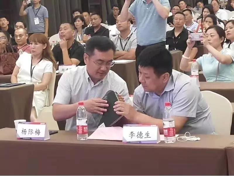 寰俊鍥剧墖_20191008093859.jpg