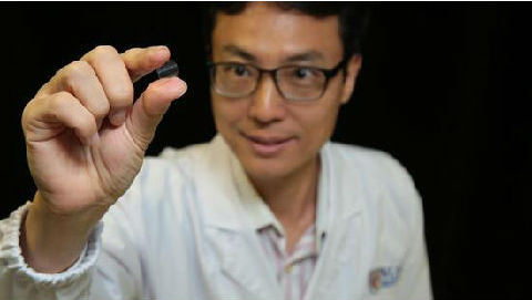 �׸��������ԴŴ洢оƬ����