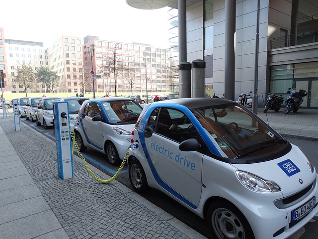 electric-car-674862_640.jpg